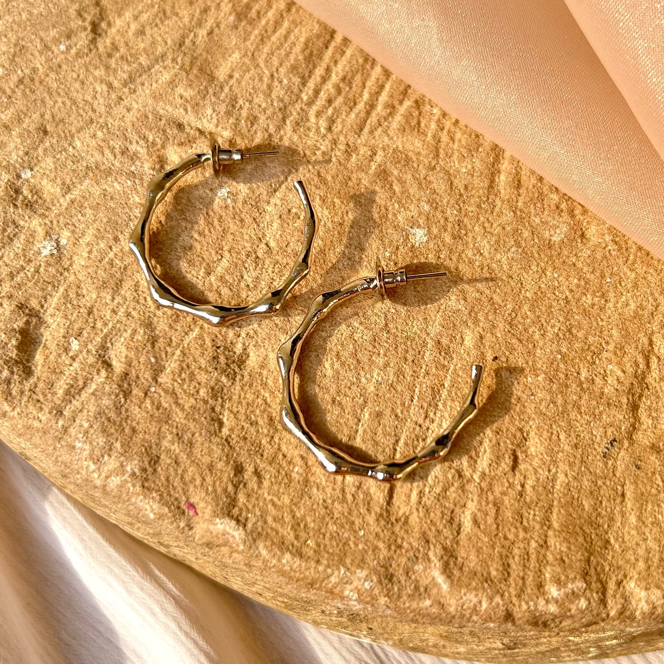 Ivory Infinite Hoops