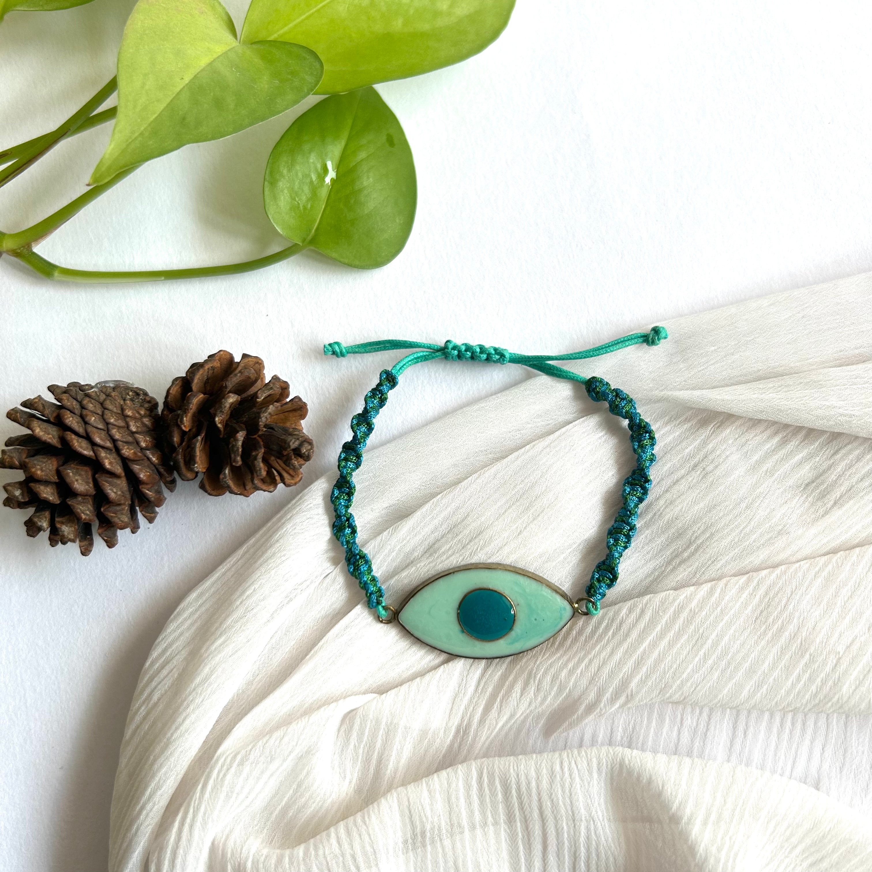 Noir Gaze Bracelet
