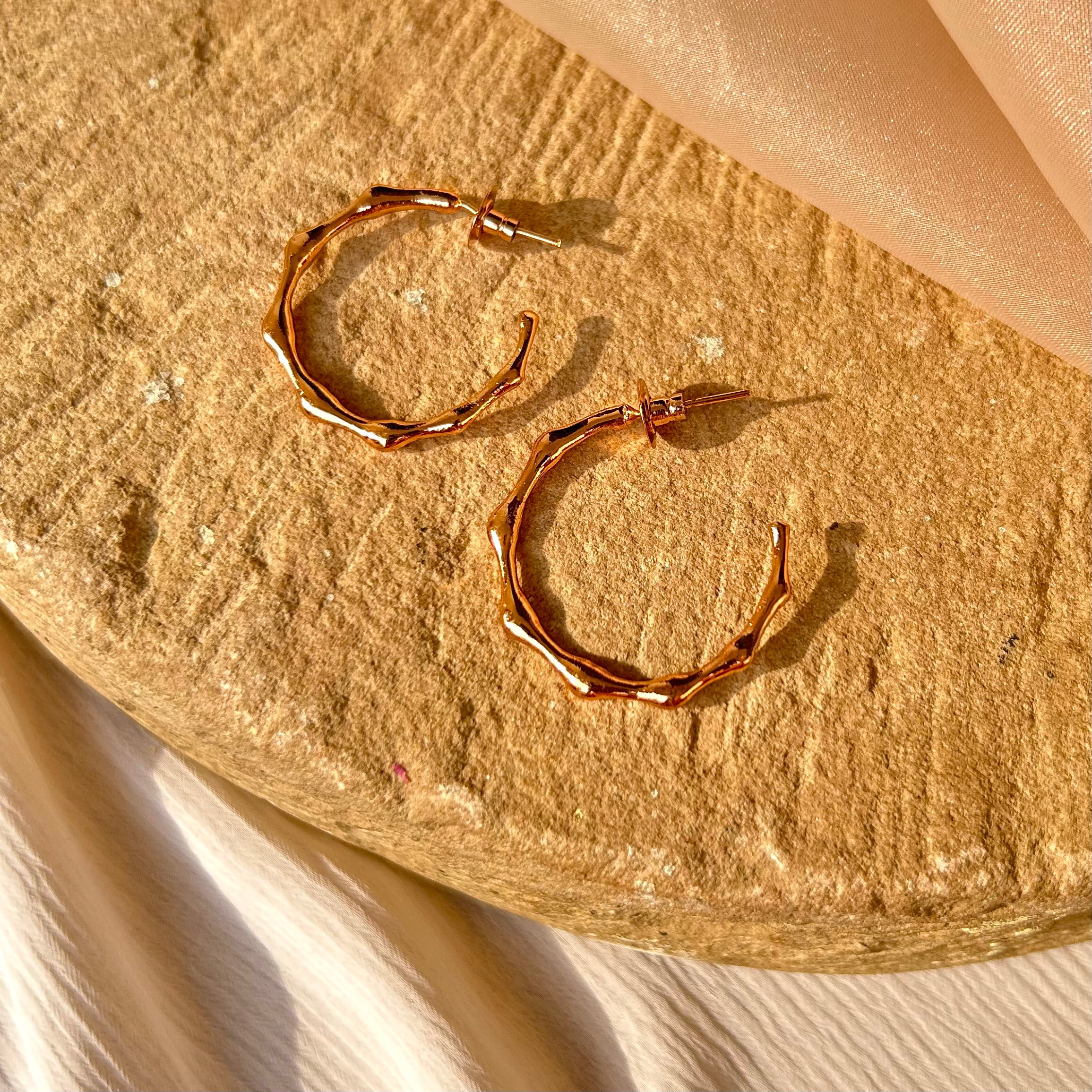 Ivory Infinite Hoops