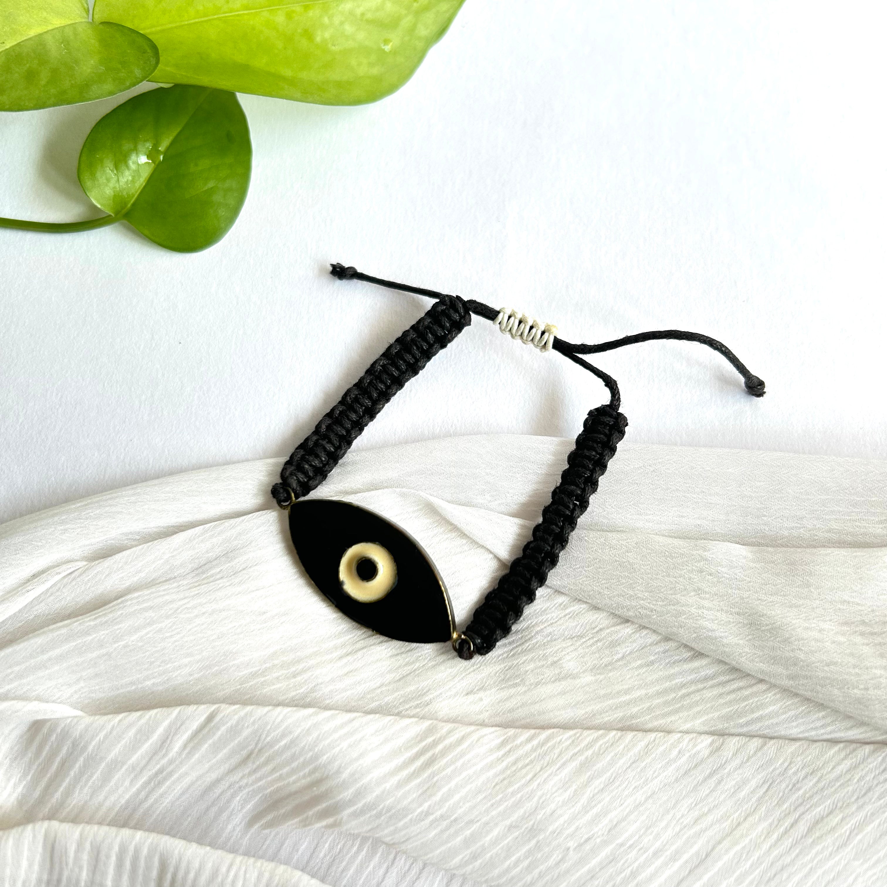 Noir Gaze Bracelet (Black)