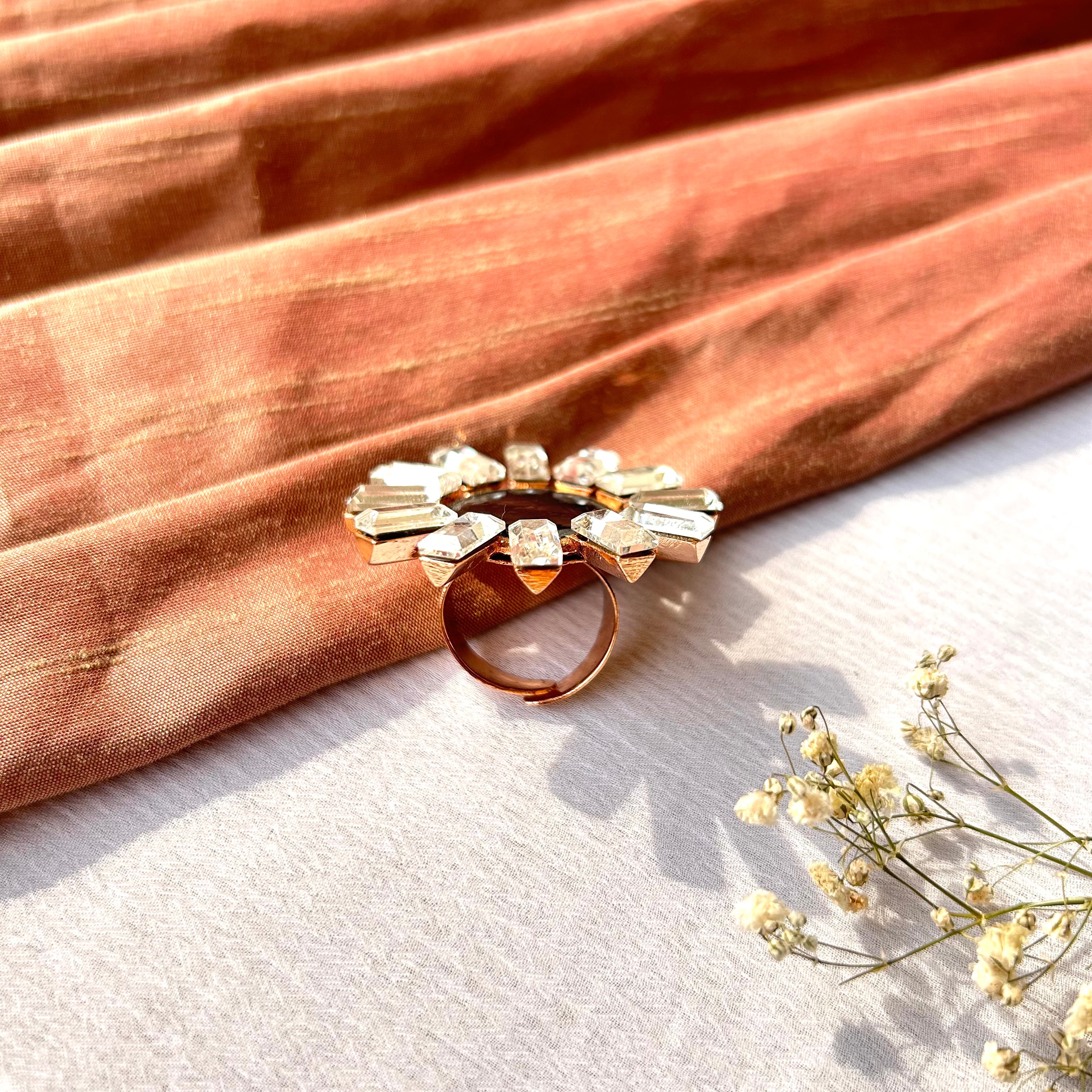 Amara Ring