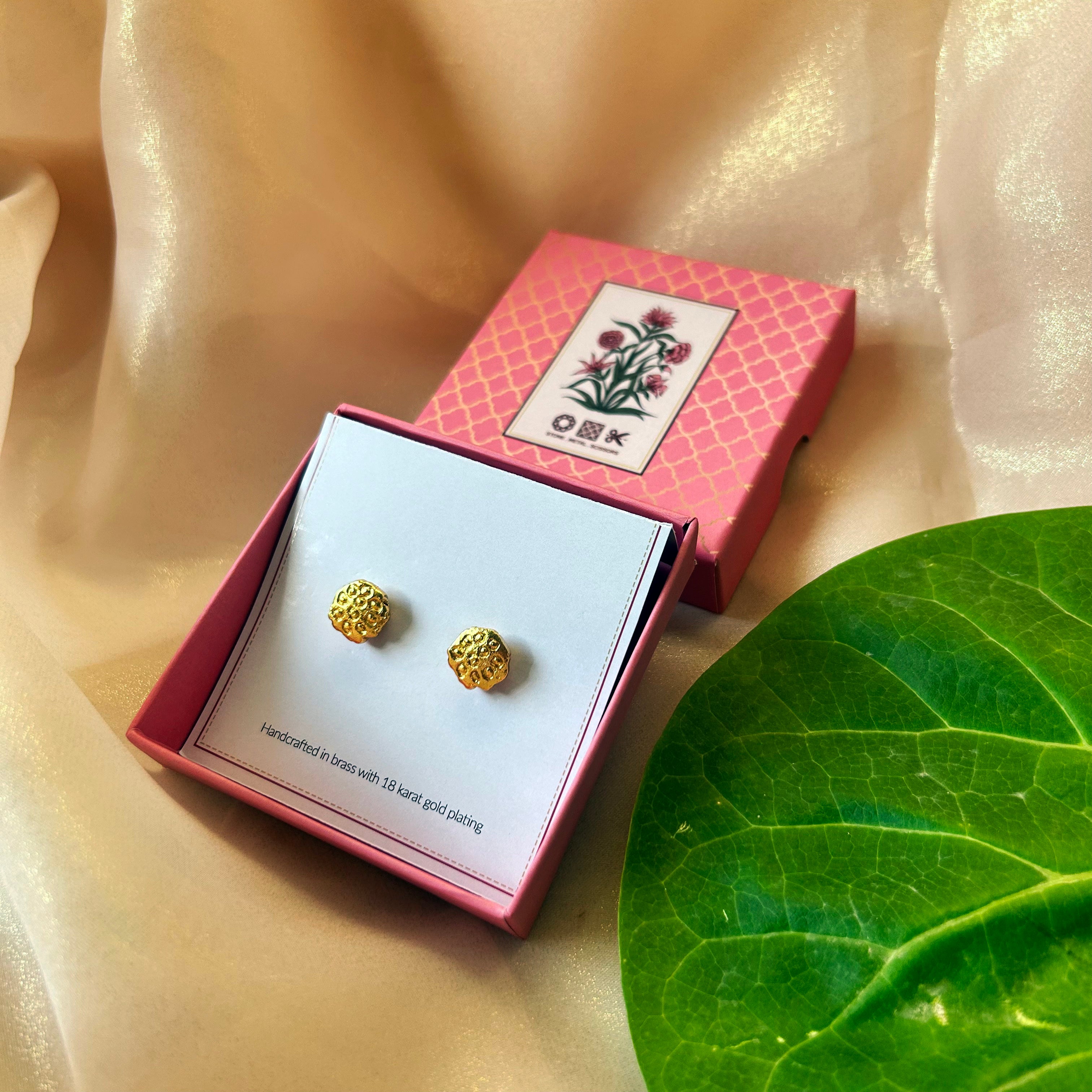 Nitya Studs