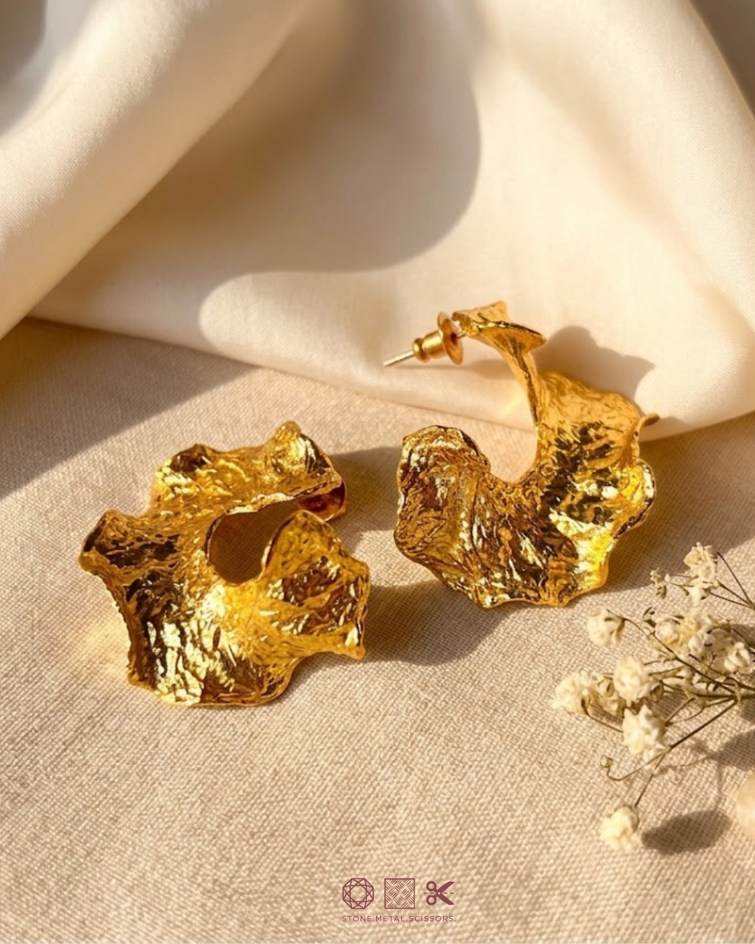 Swirl Sculpt Studs