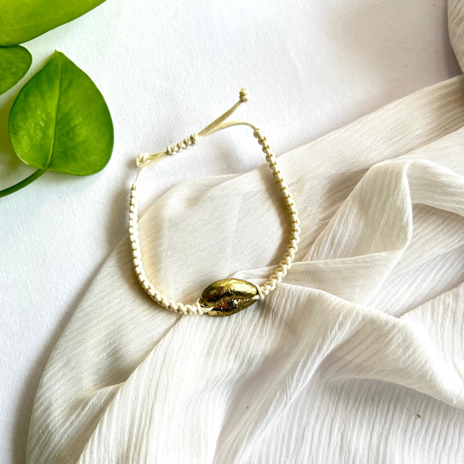 Tidal Twist Trinkets