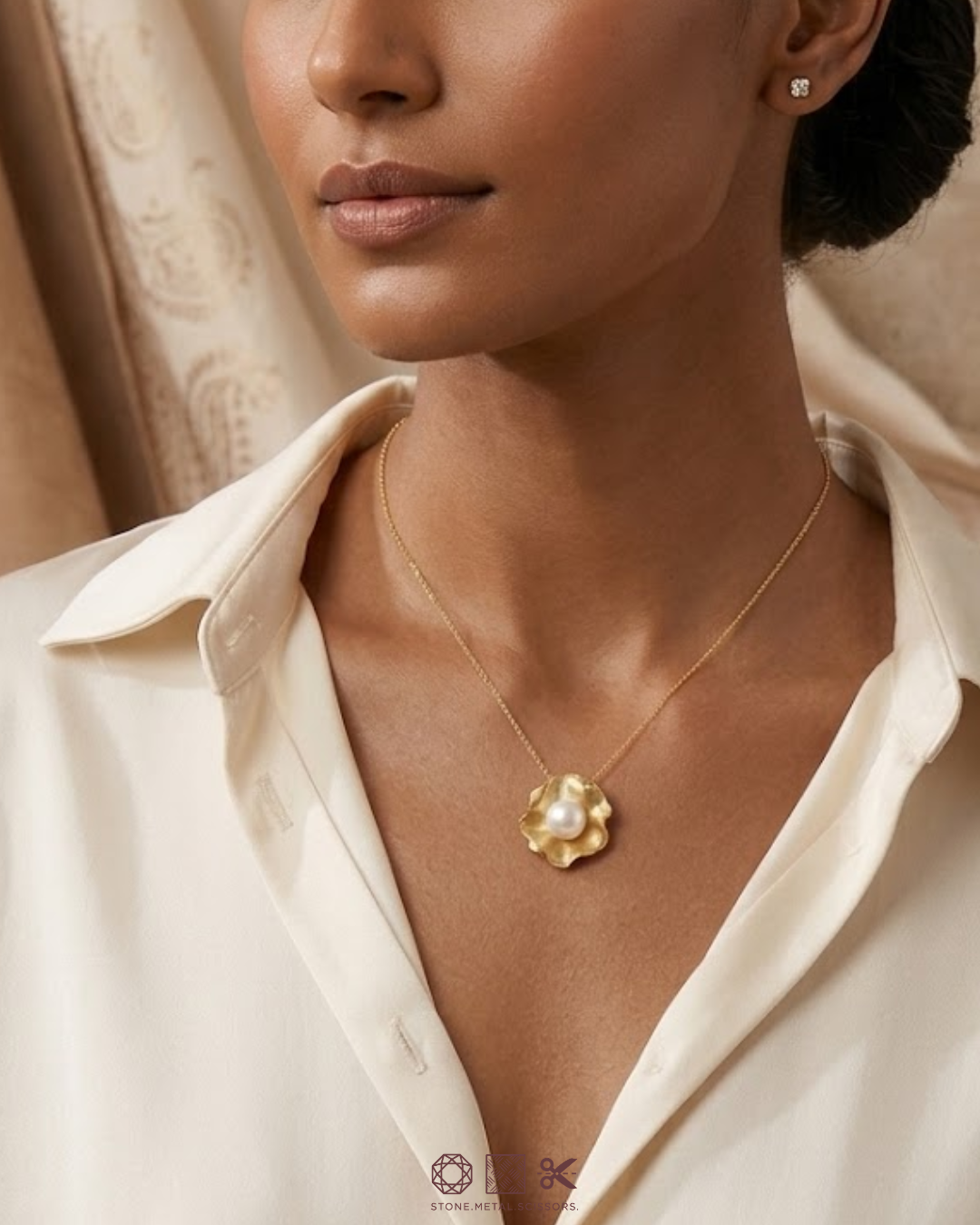 Tulip Pearl Pendant